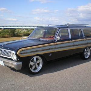 FORD FALCON SQUIRE WAGONのサムネイル