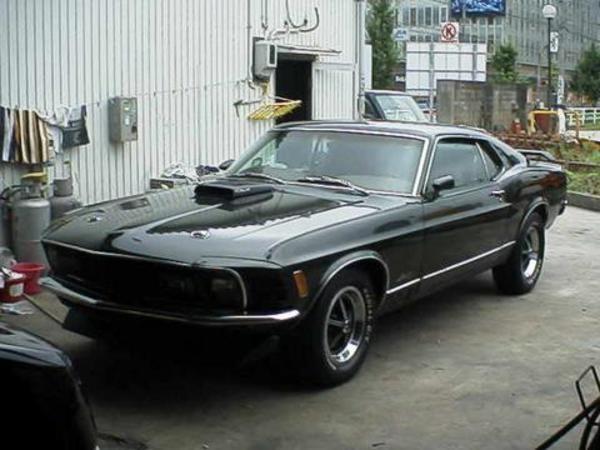FORD MUSTANG MACH1