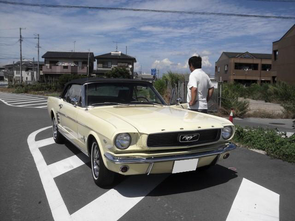 愛知県日進市　家田様　1966 Mustang Convertibleのサムネイル