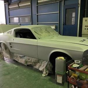 FORD MUSTANG FASTBACKのサムネイル