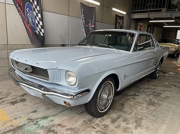 66 Mustang Coupe・・・・！
